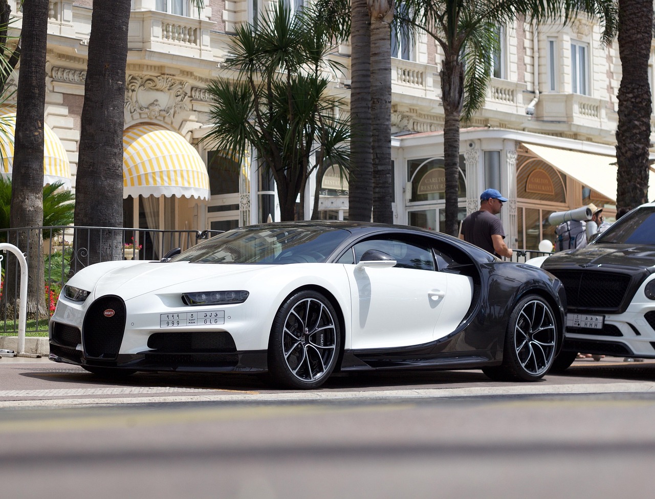 services-02 car, vehicle, road, pavement, street, transport, city, modern, wheel, style, classic, all, locality, engine, sports car, car wallpapers, carbon fiber, bugatti chiron, bugatti, chiron, horsepower